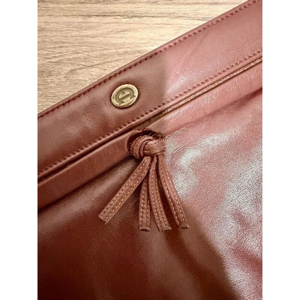 Vintage 80s Etienne Aigner clutch